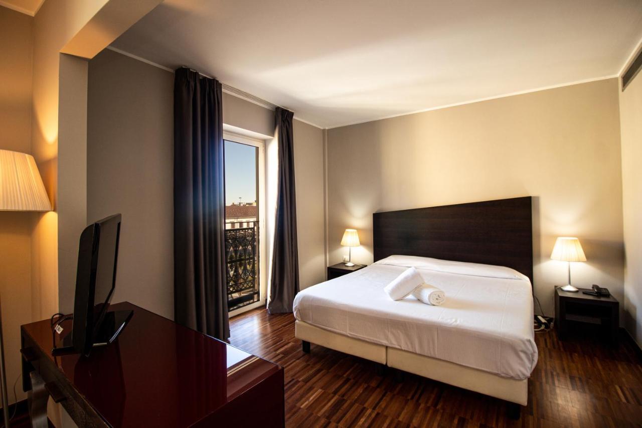 Hotel Cavour By Lvg Hotel Collection Novara Eksteriør billede