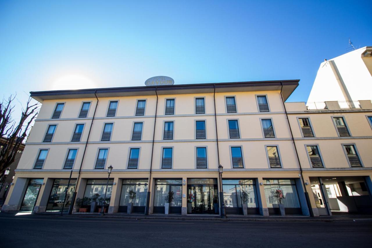 Hotel Cavour By Lvg Hotel Collection Novara Eksteriør billede